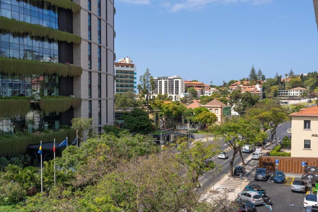 D.Henrique I Apartamento Frente Ao Savoy Palace Funchal  Zewnętrze zdjęcie