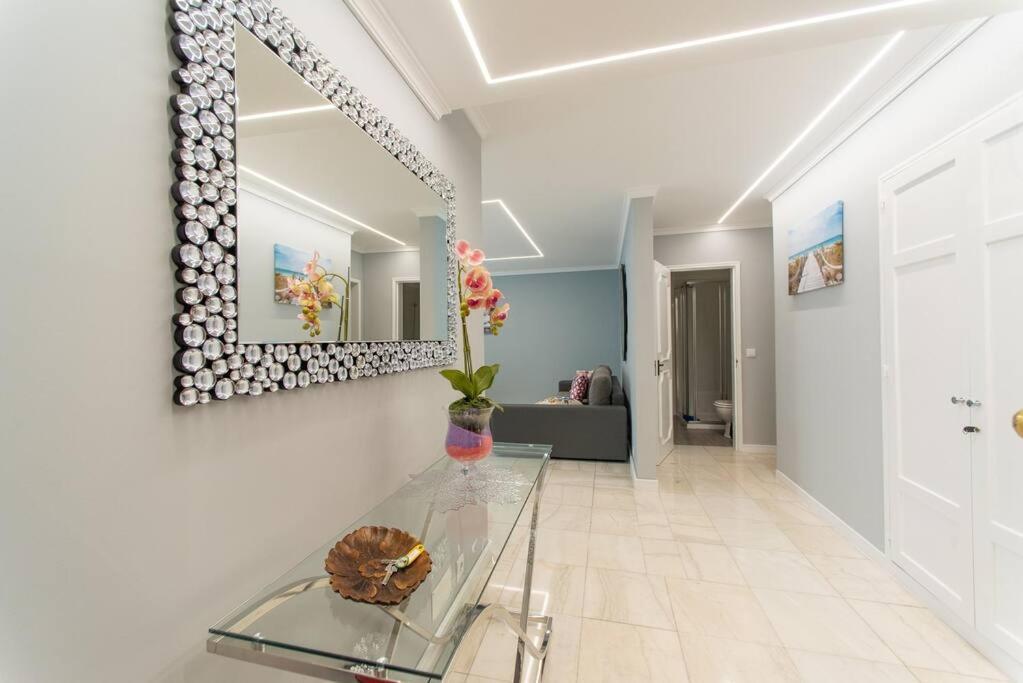 D.Henrique I Apartamento Frente Ao Savoy Palace Funchal  Zewnętrze zdjęcie